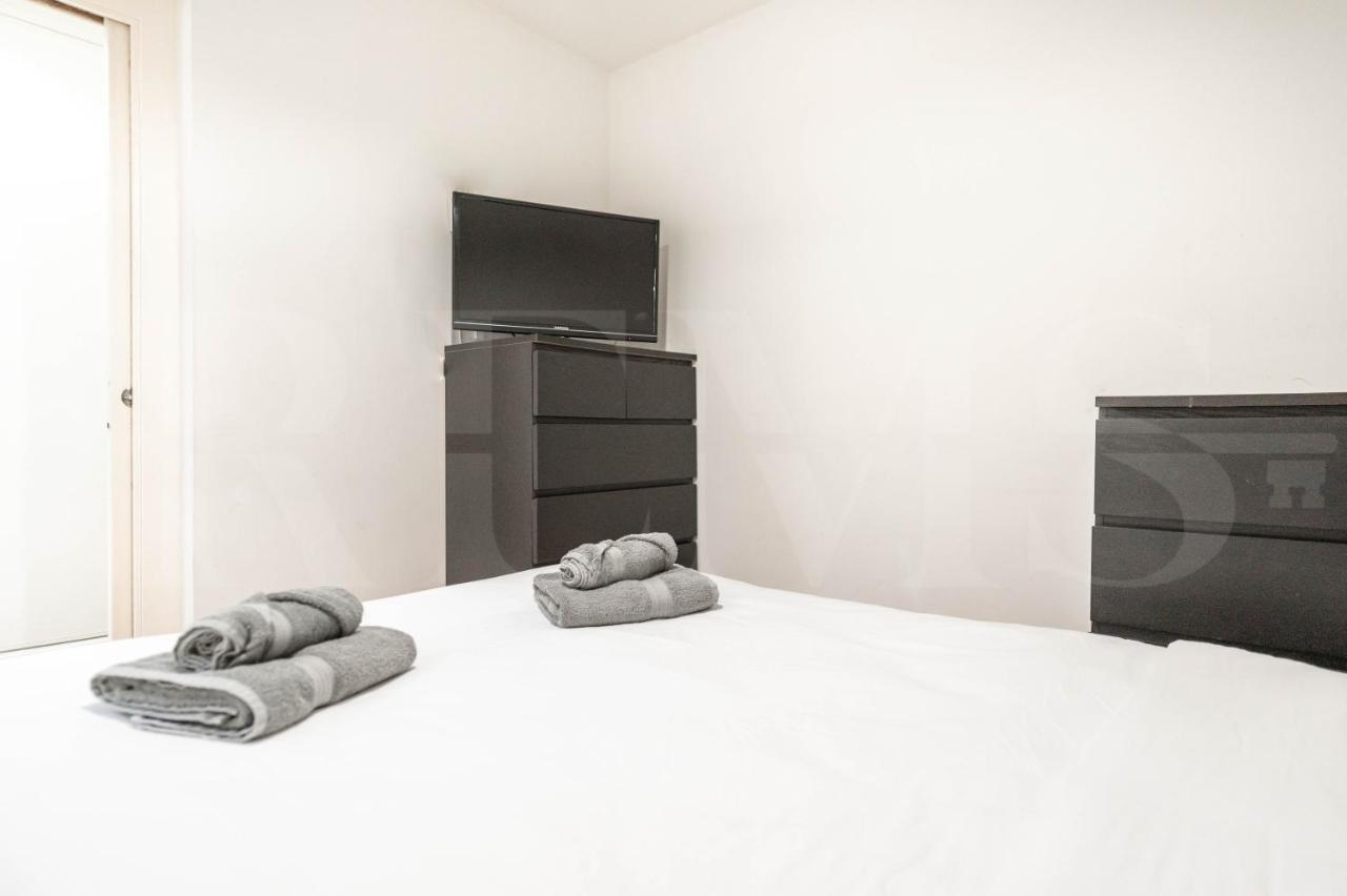 Ferienwohnung Modern Gem In Heart Of Malaga, Near Sights Rems Exterior foto